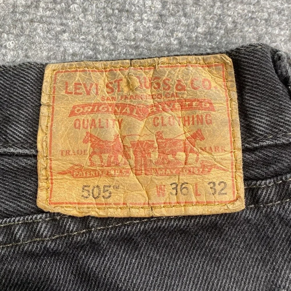 Vintage Y2K Levi's 505 Jeans Mens 36x32 Black Distressed Grunge Streetwear Retro